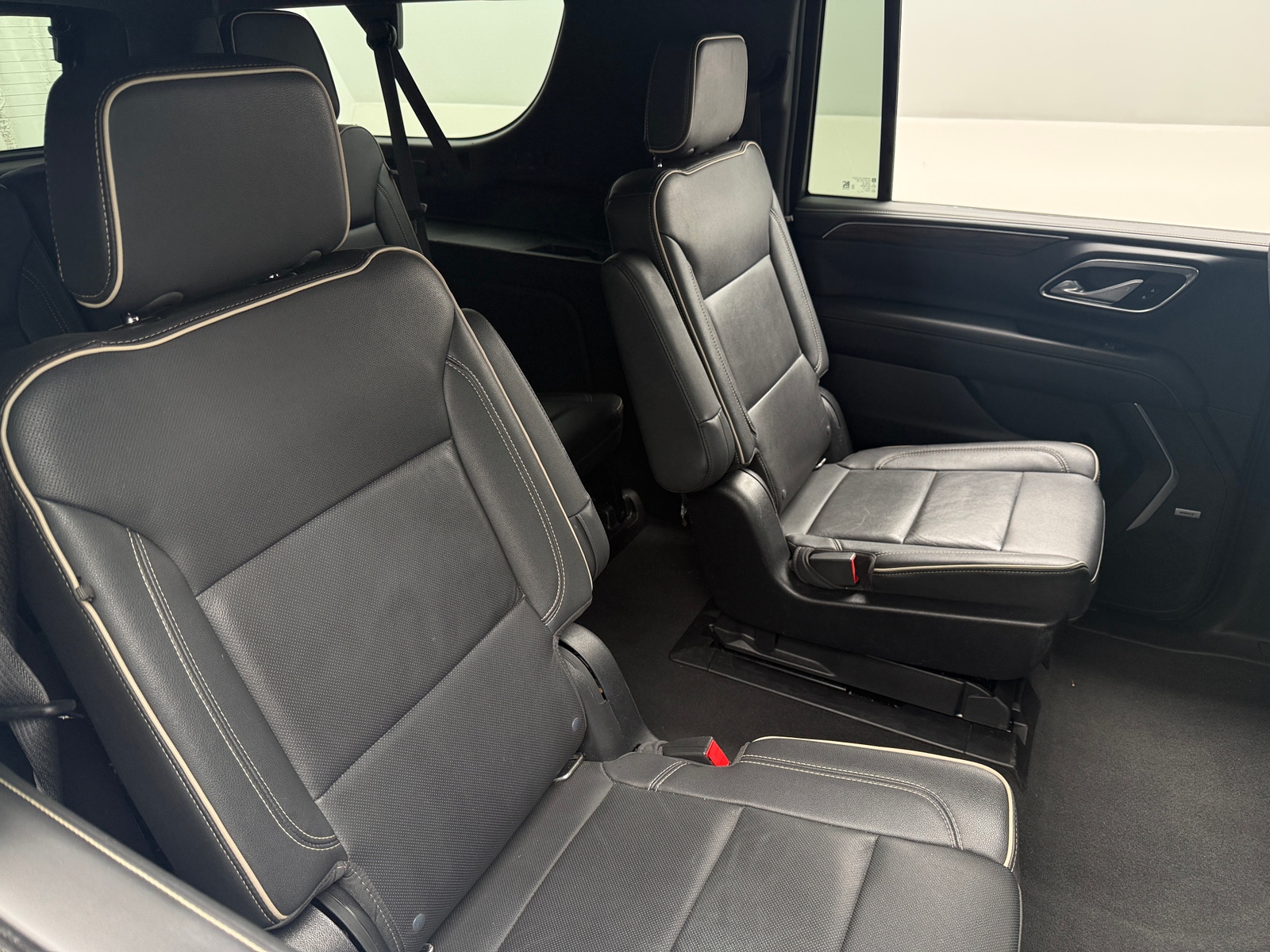 Thumbnail: 2022 Chevrolet Suburban - 5