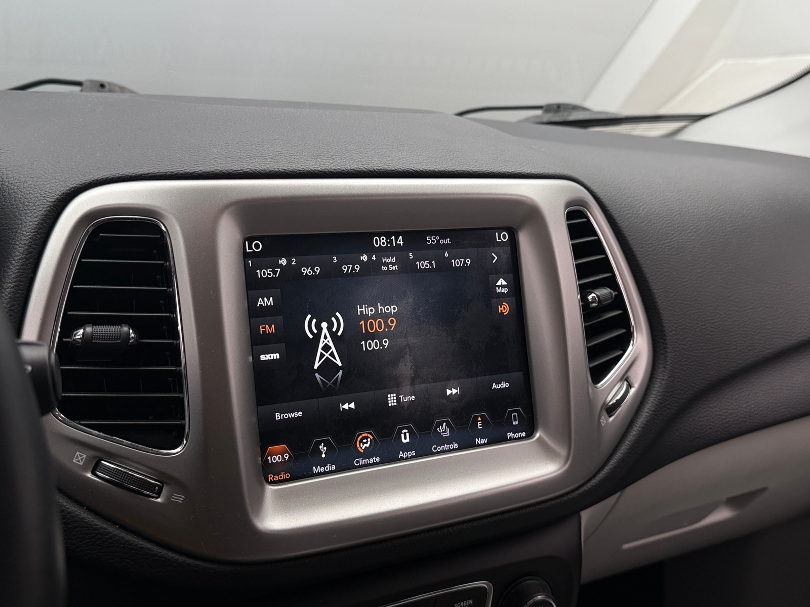 Thumbnail: 2018 Jeep Compass - 4