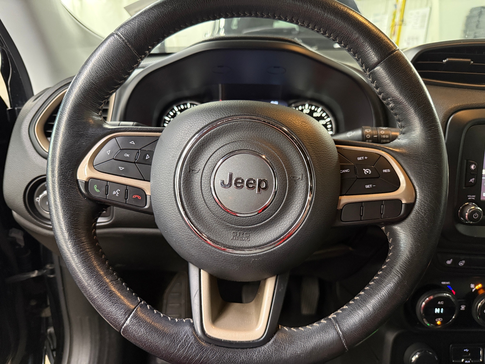 Thumbnail: 2016 Jeep Renegade - 4