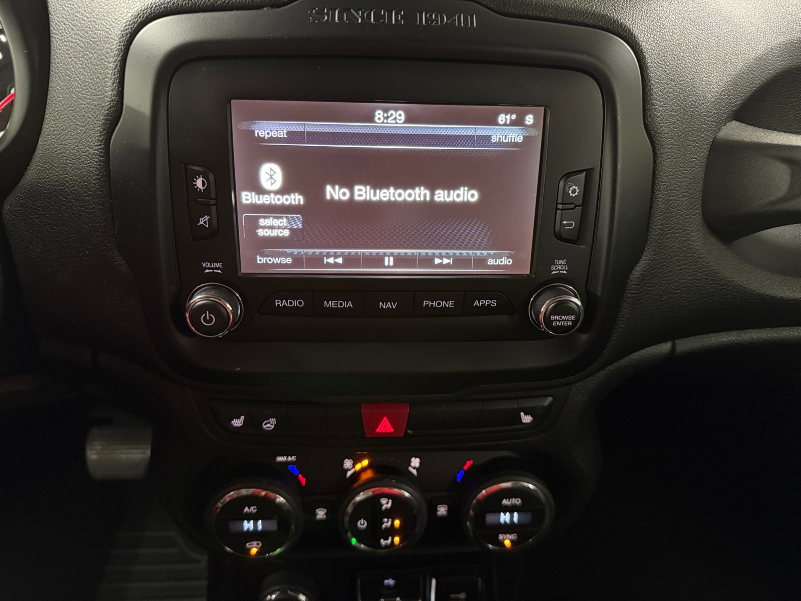 Thumbnail: 2016 Jeep Renegade - 3