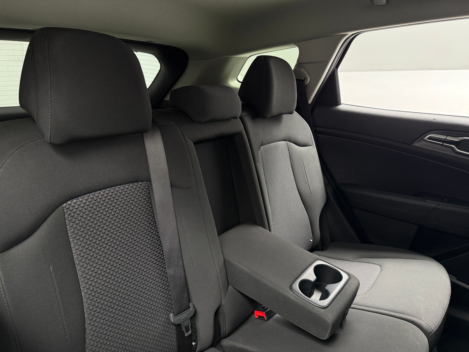 Thumbnail: 2025 Kia Sportage - 6