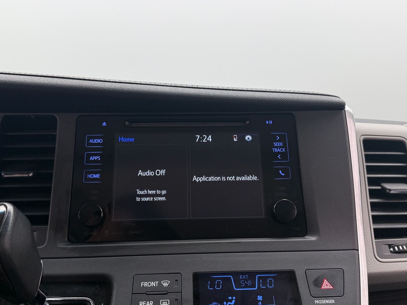 Thumbnail: 2017 Toyota Sienna - 3