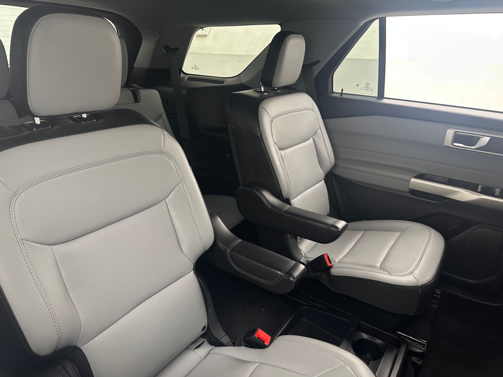 Thumbnail: 2021 Ford Explorer - 5