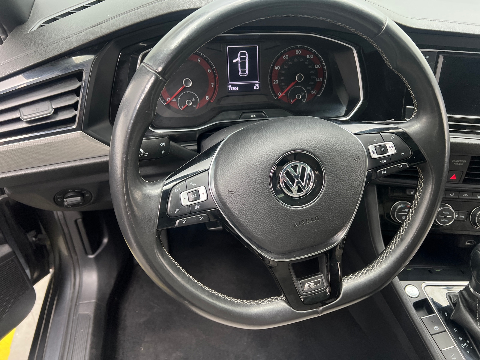 Thumbnail: 2019 Volkswagen Jetta - 4
