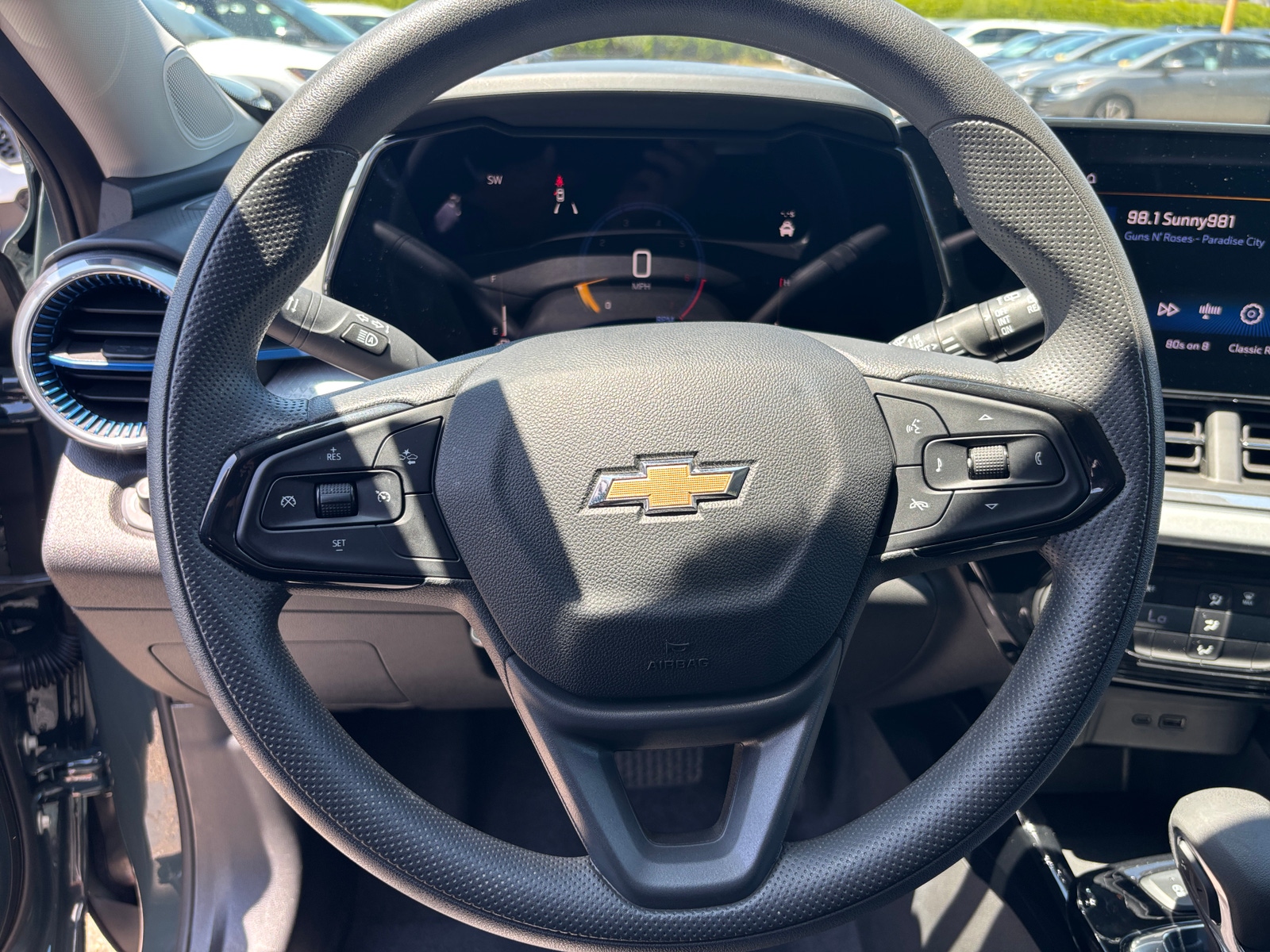 Thumbnail: 2025 Chevrolet Trax - 5