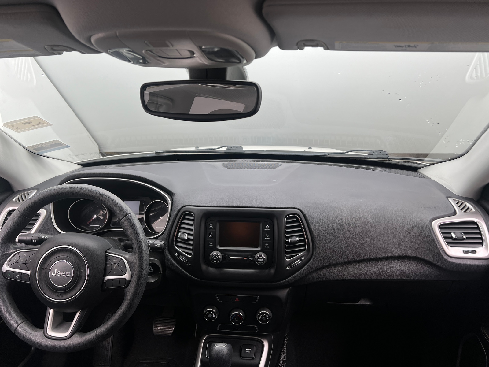 Thumbnail: 2018 Jeep Compass - 3