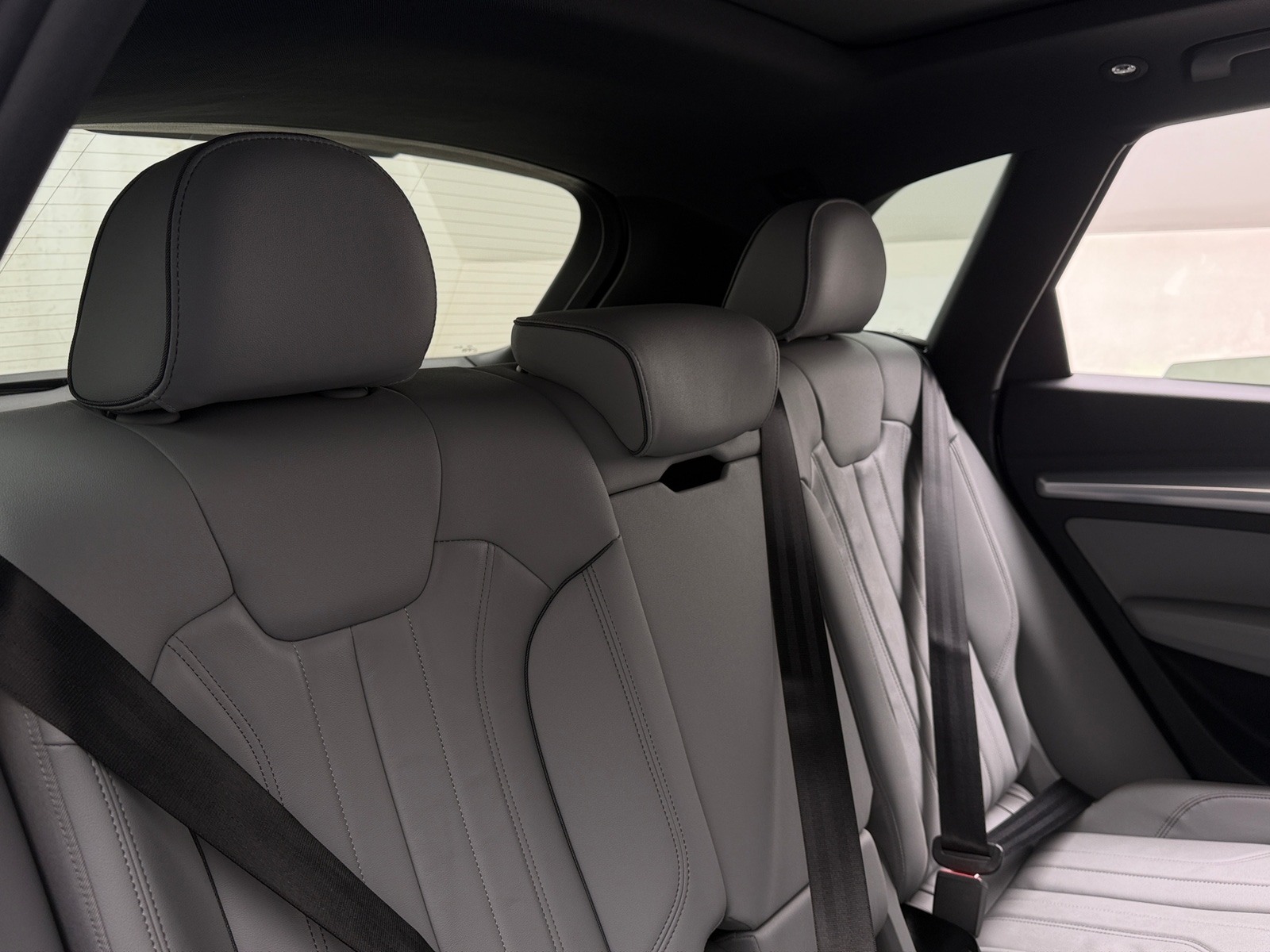 Thumbnail: 2025 Audi Q5 - 5