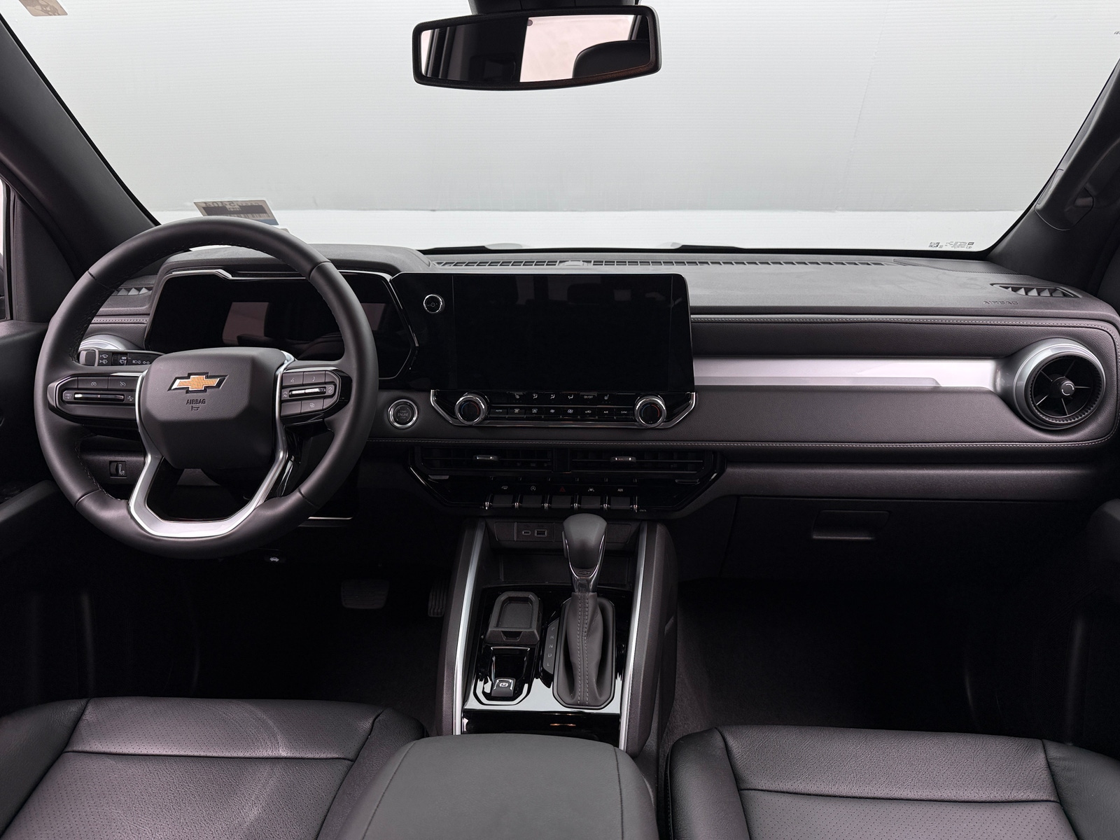Thumbnail: 2026 Chevrolet Colorado - 2