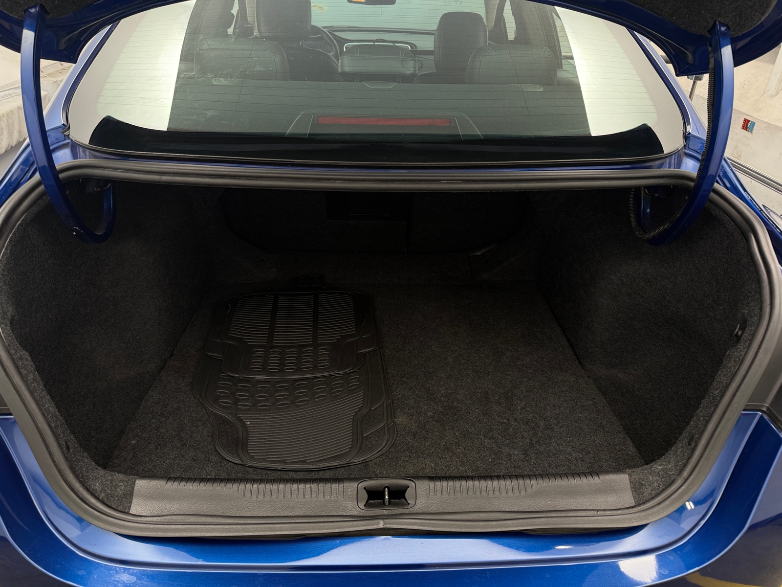 Thumbnail: 2015 Chrysler 200 - 6