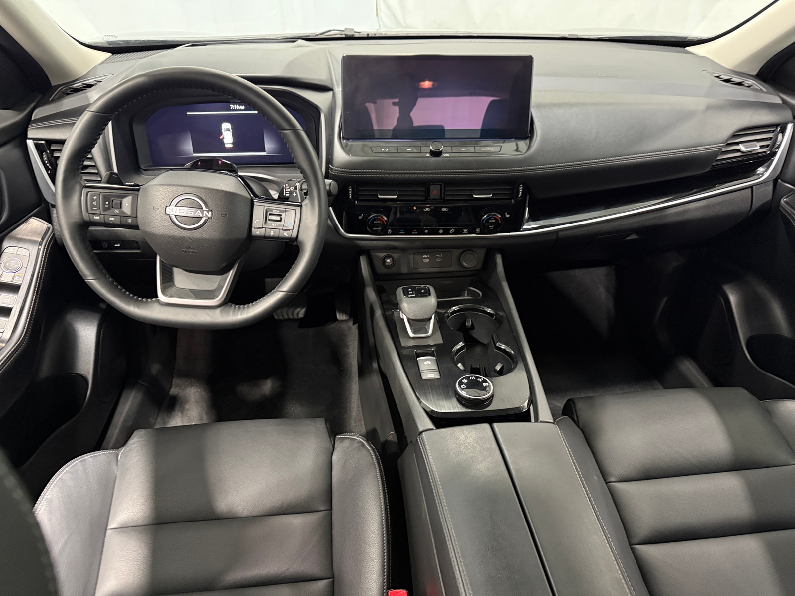 Thumbnail: 2025 Nissan Rogue - 2