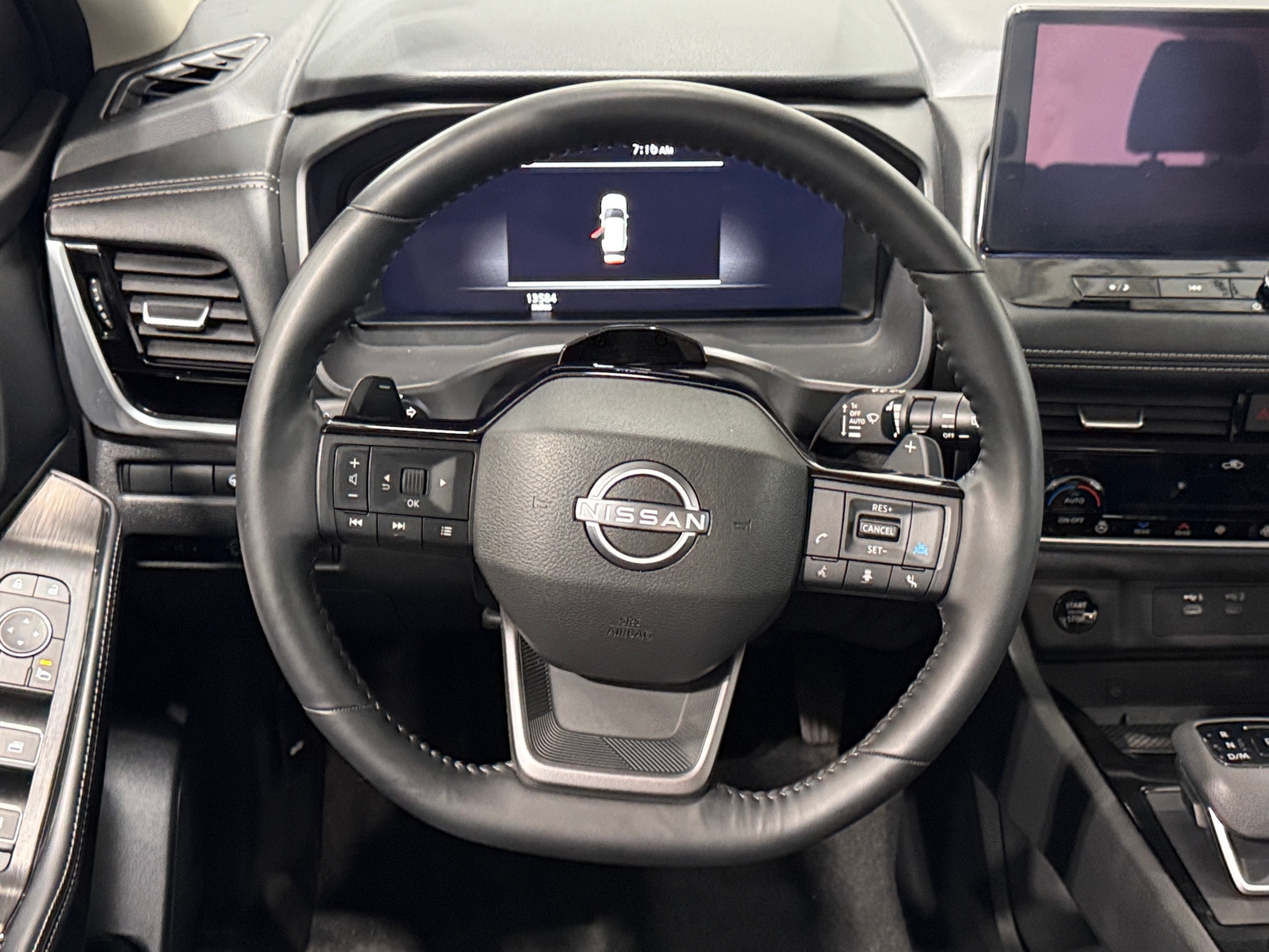 Thumbnail: 2025 Nissan Rogue - 4