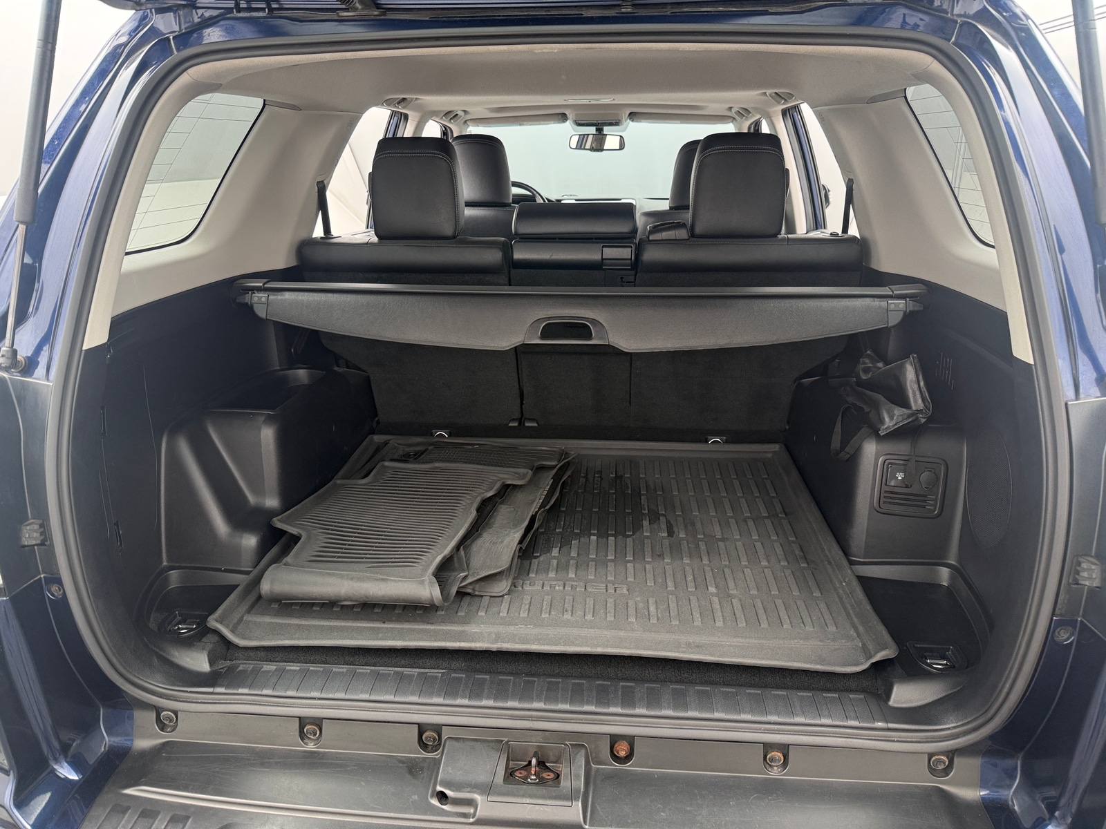 Thumbnail: 2018 Toyota 4Runner - 7