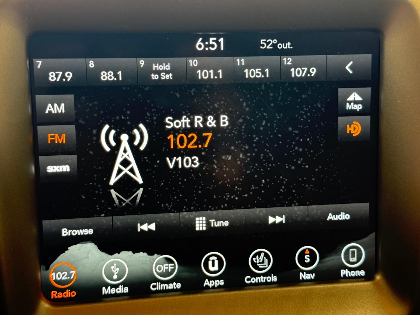 Thumbnail: 2019 Jeep Compass - 3