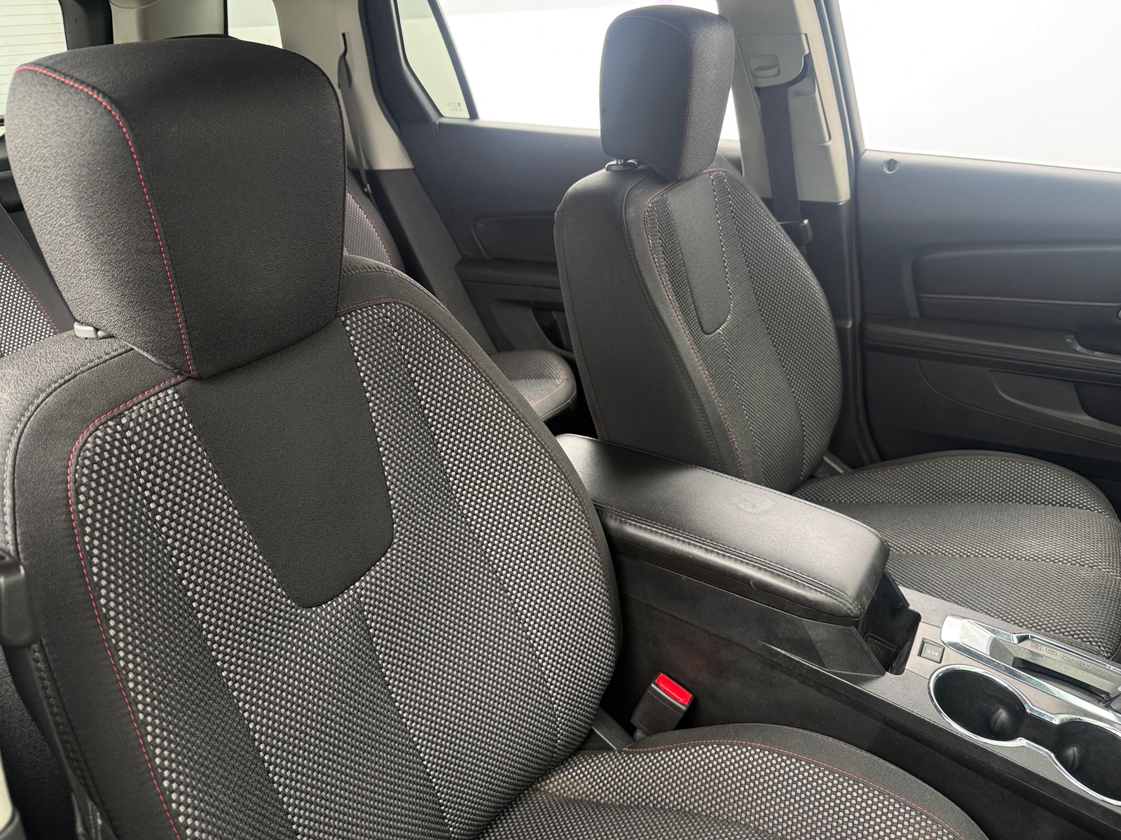 Thumbnail: 2017 GMC Terrain - 2