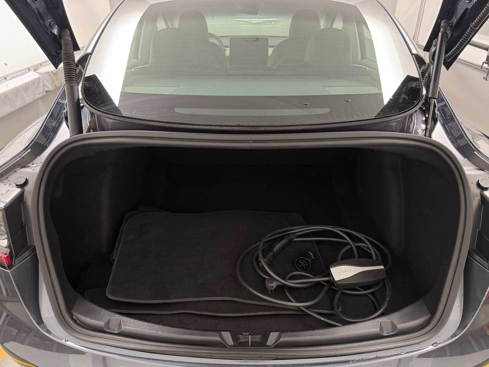Thumbnail: 2022 Tesla Model 3 - 6