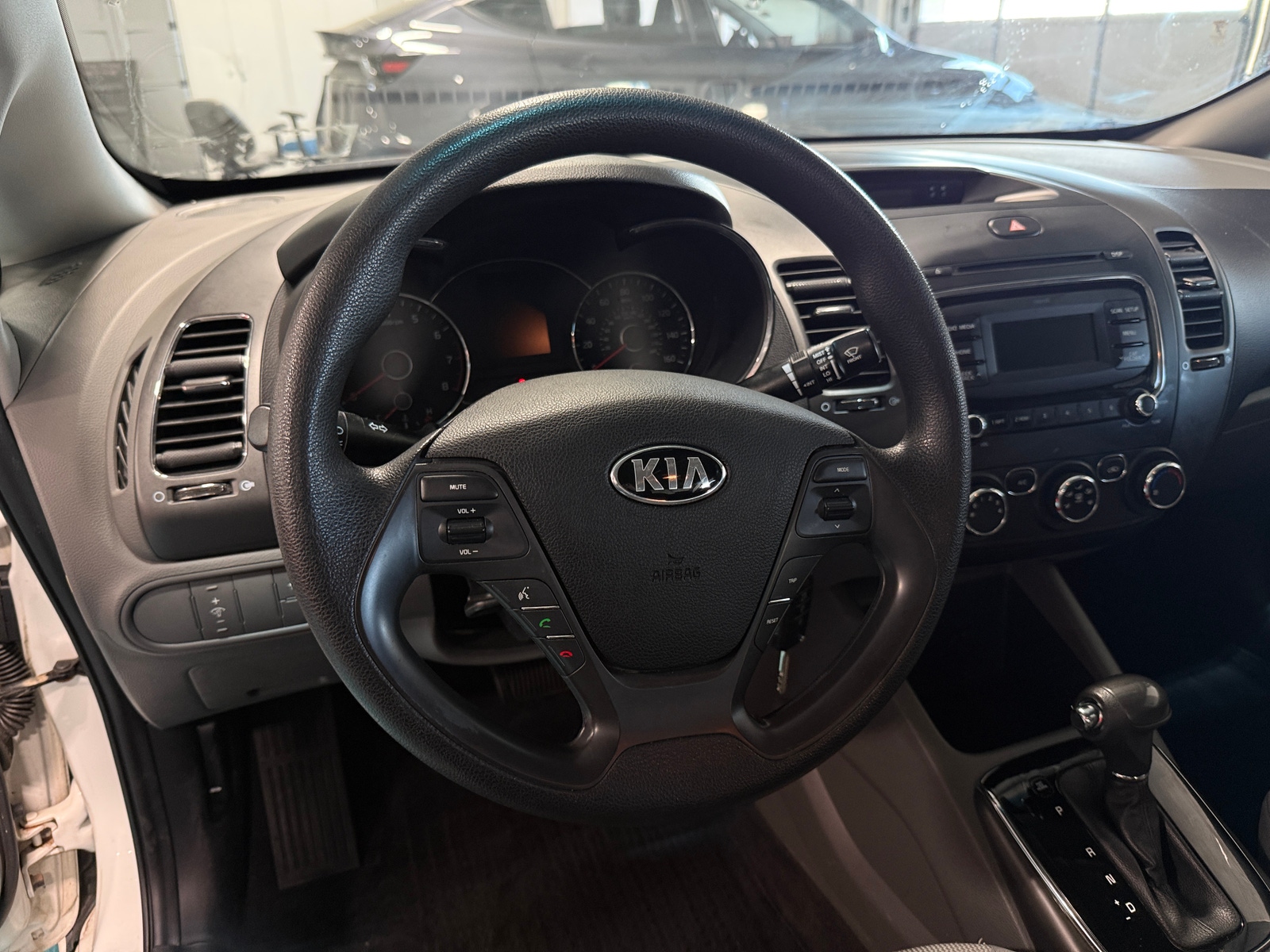 Thumbnail: 2017 Kia Forte - 5