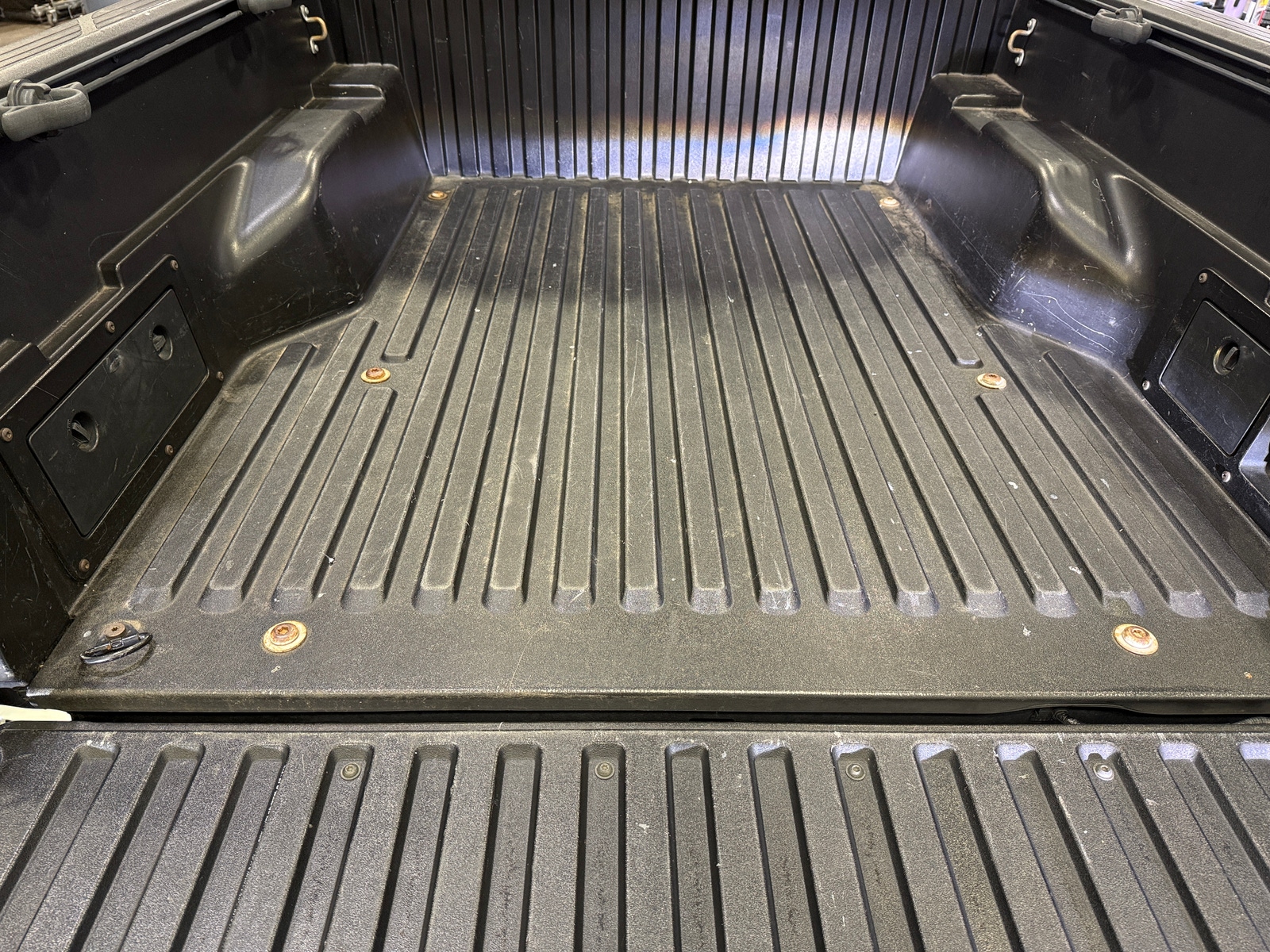 Thumbnail: 2015 Toyota Tacoma - 7