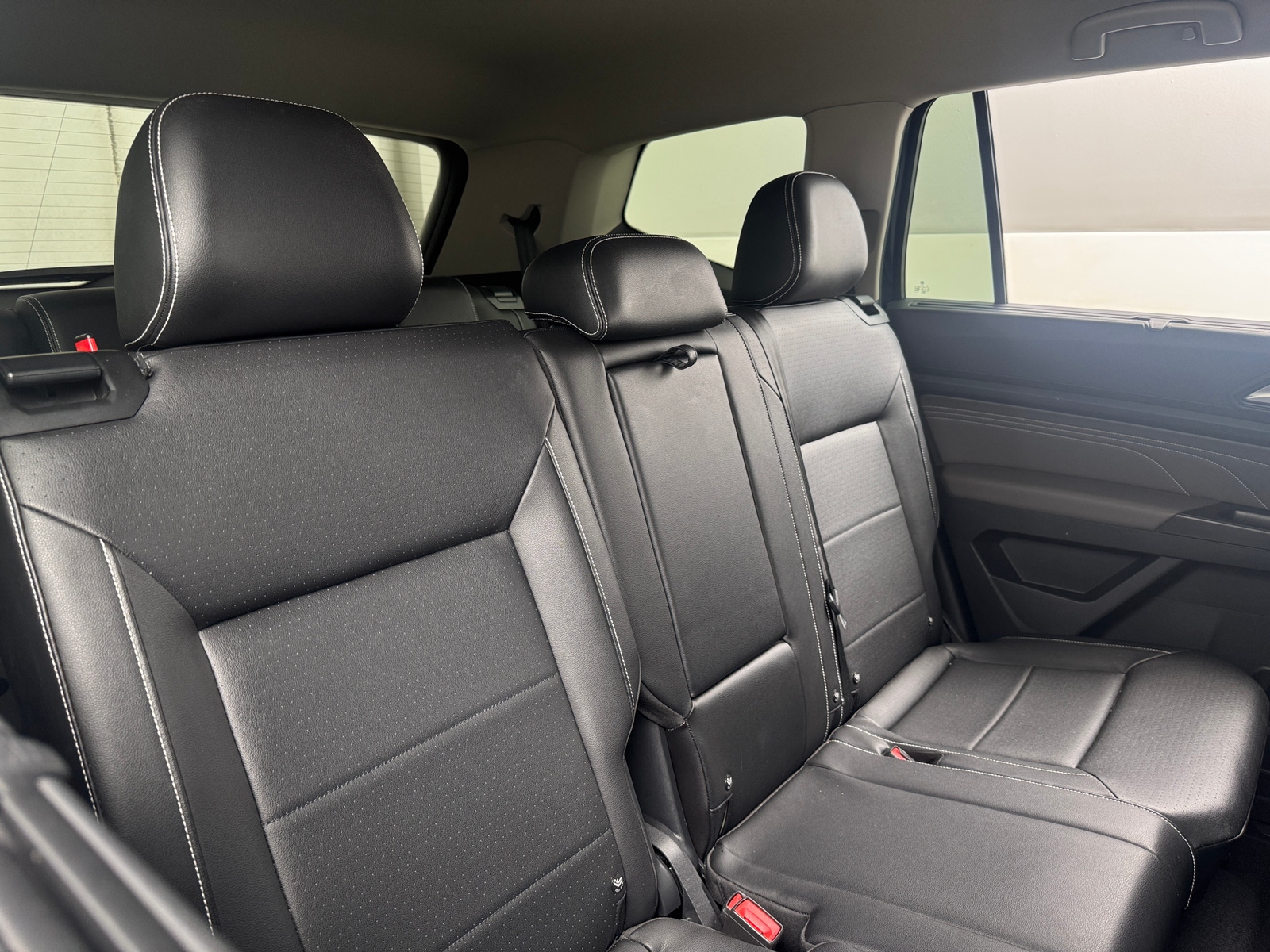 Thumbnail: 2023 Volkswagen Atlas - 5