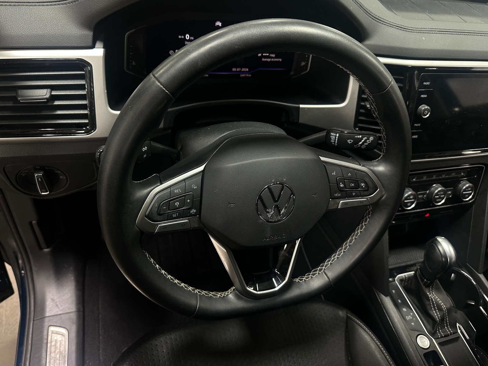 Thumbnail: 2023 Volkswagen Atlas - 4