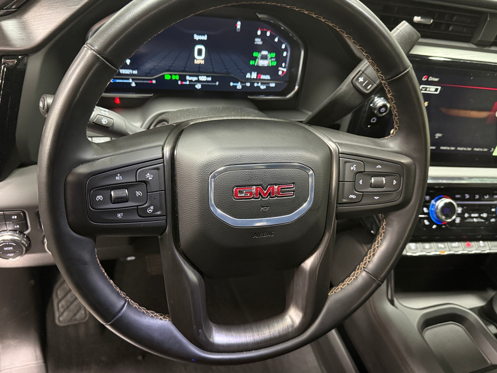 Thumbnail: 2024 GMC Sierra 2500 - 4