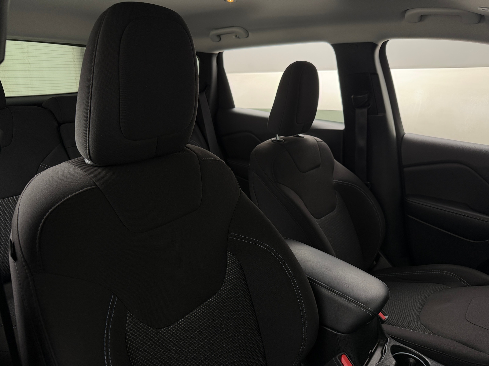 Thumbnail: 2019 Jeep Cherokee - 2