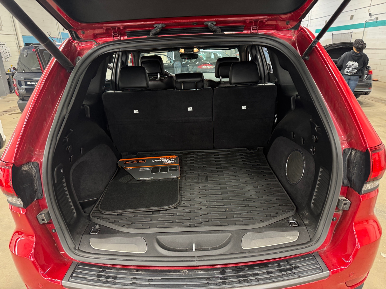 Thumbnail: 2021 Jeep Grand Cherokee - 6
