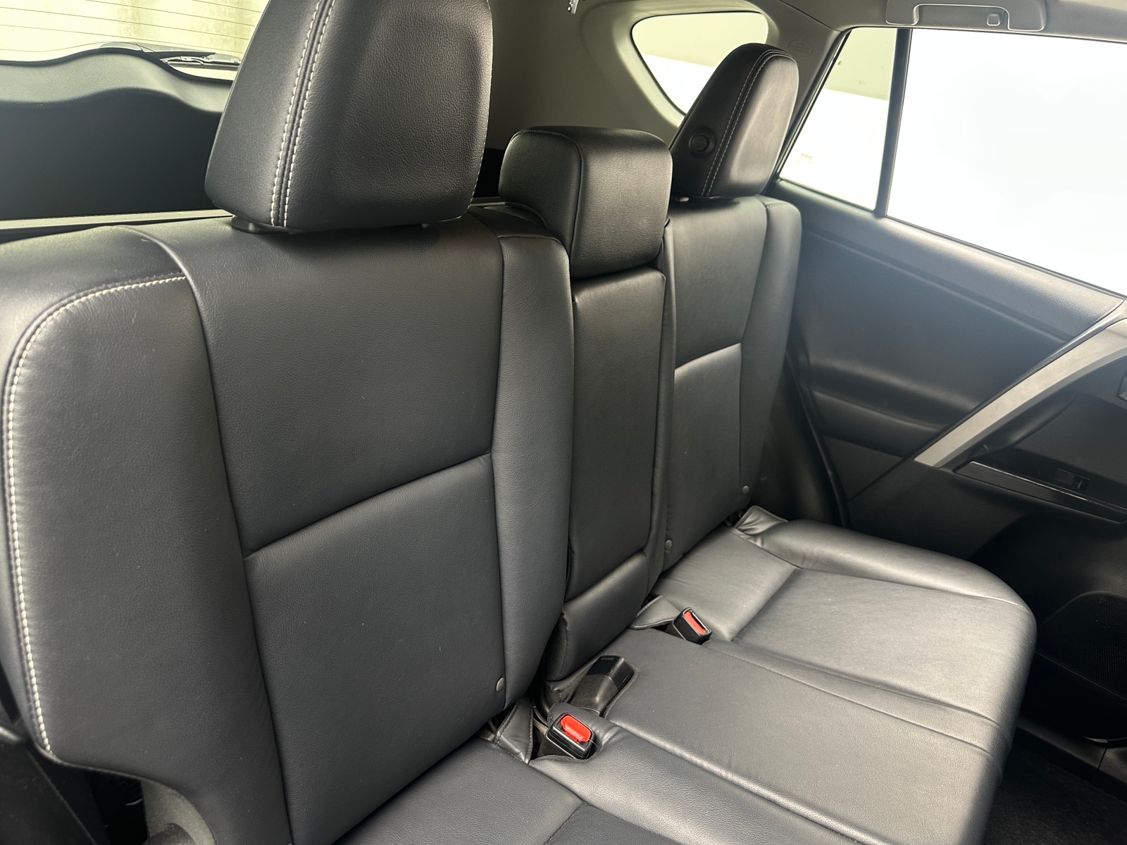 Thumbnail: 2018 Toyota RAV4 - 5