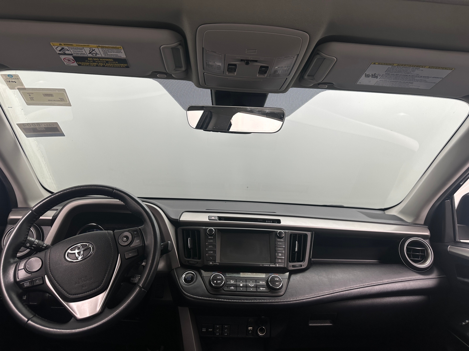 Thumbnail: 2018 Toyota RAV4 - 2