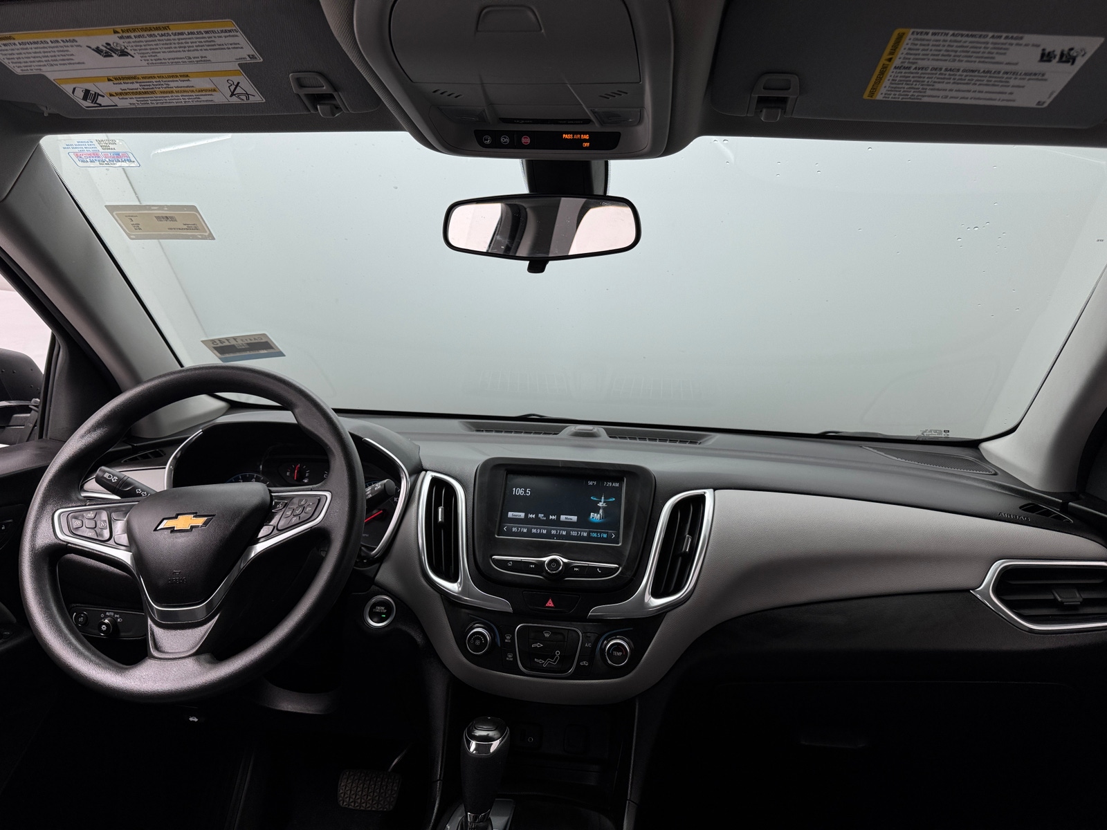 Thumbnail: 2018 Chevrolet Equinox - 3