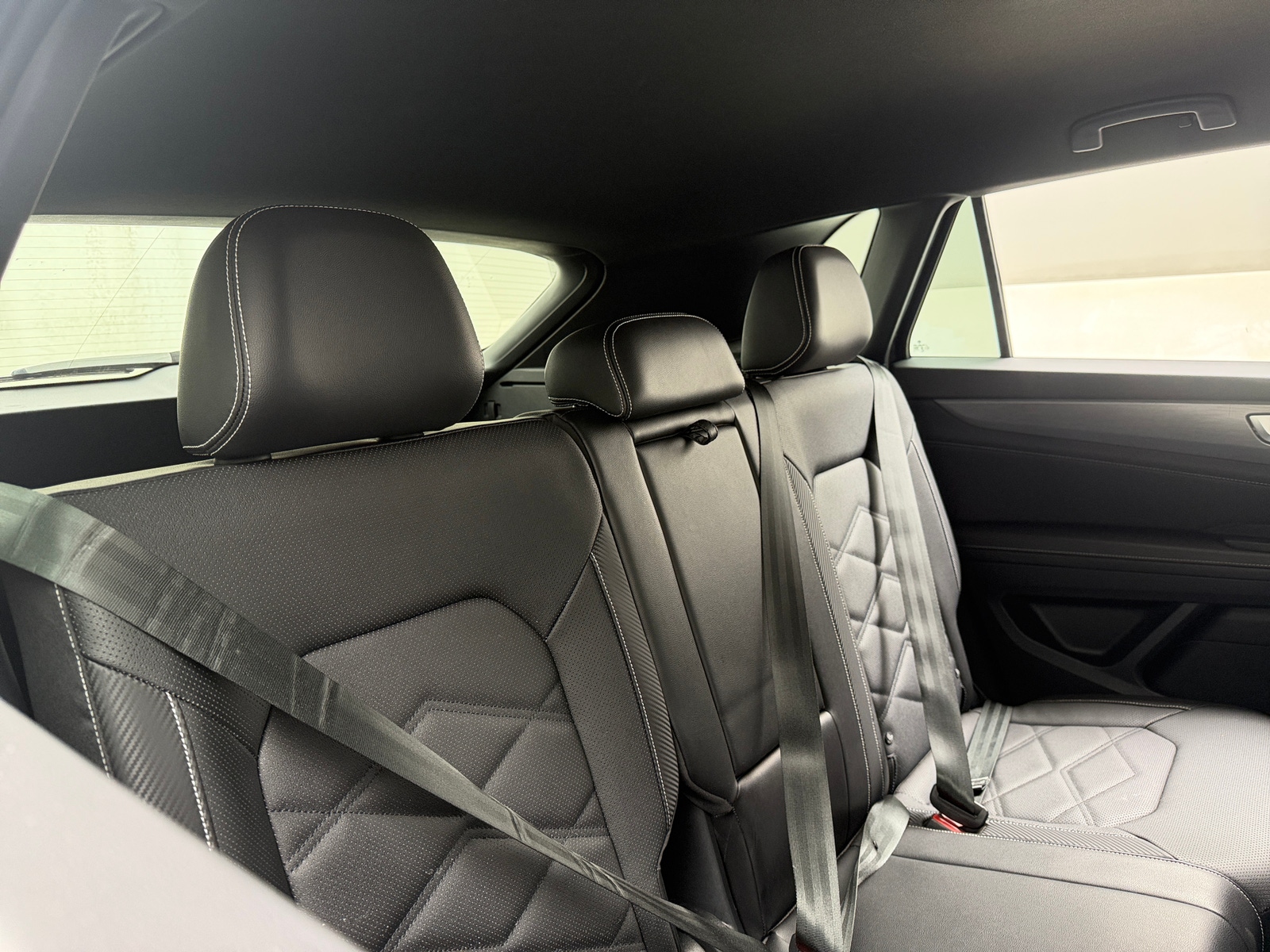 Thumbnail: 2024 Volkswagen Atlas - 5