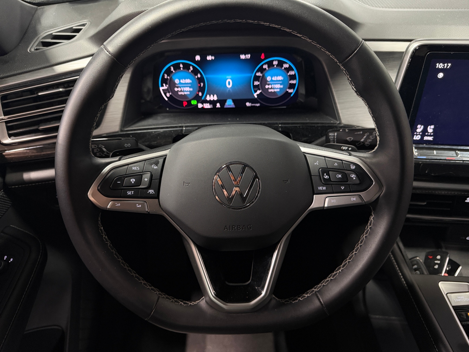 Thumbnail: 2024 Volkswagen Atlas - 4