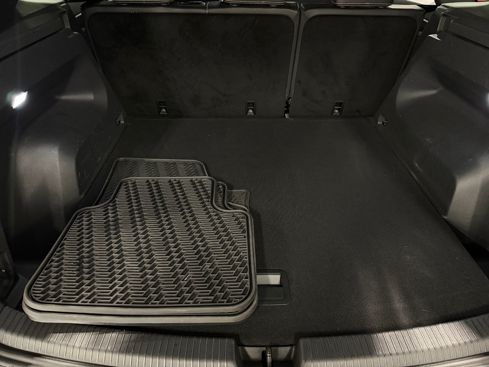 Thumbnail: 2024 Volkswagen Atlas - 6