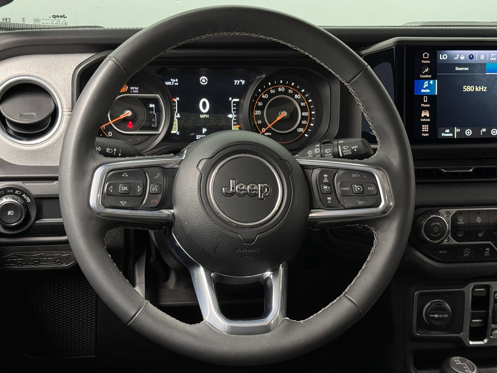 Thumbnail: 2025 Jeep Wrangler - 5