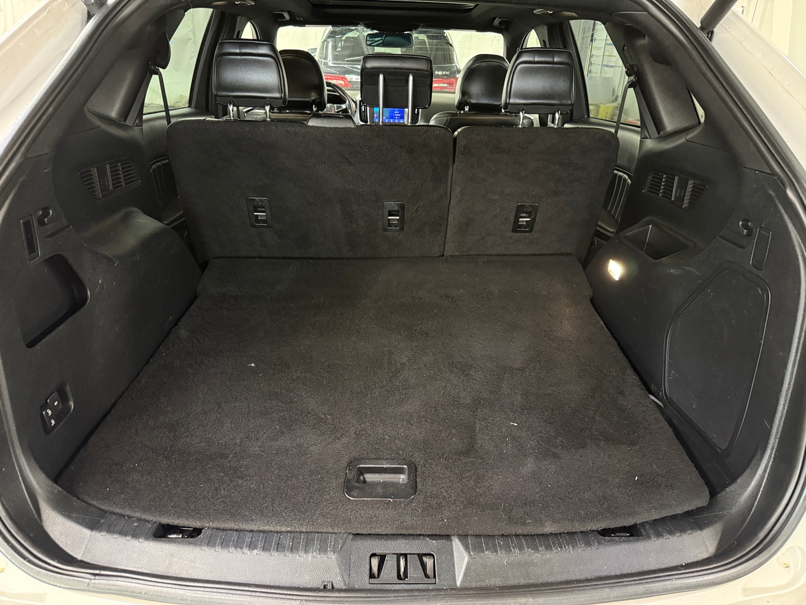 Thumbnail: 2019 Ford Edge - 6