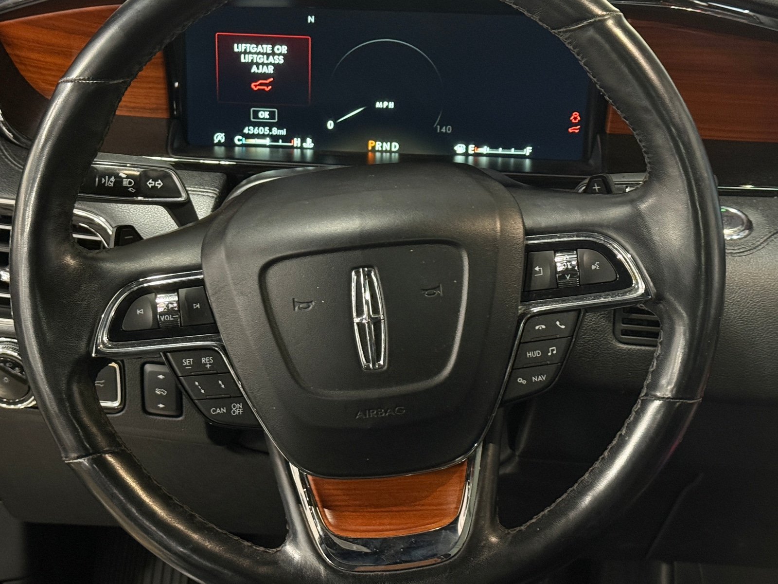 Thumbnail: 2018 Lincoln Navigator L - 4