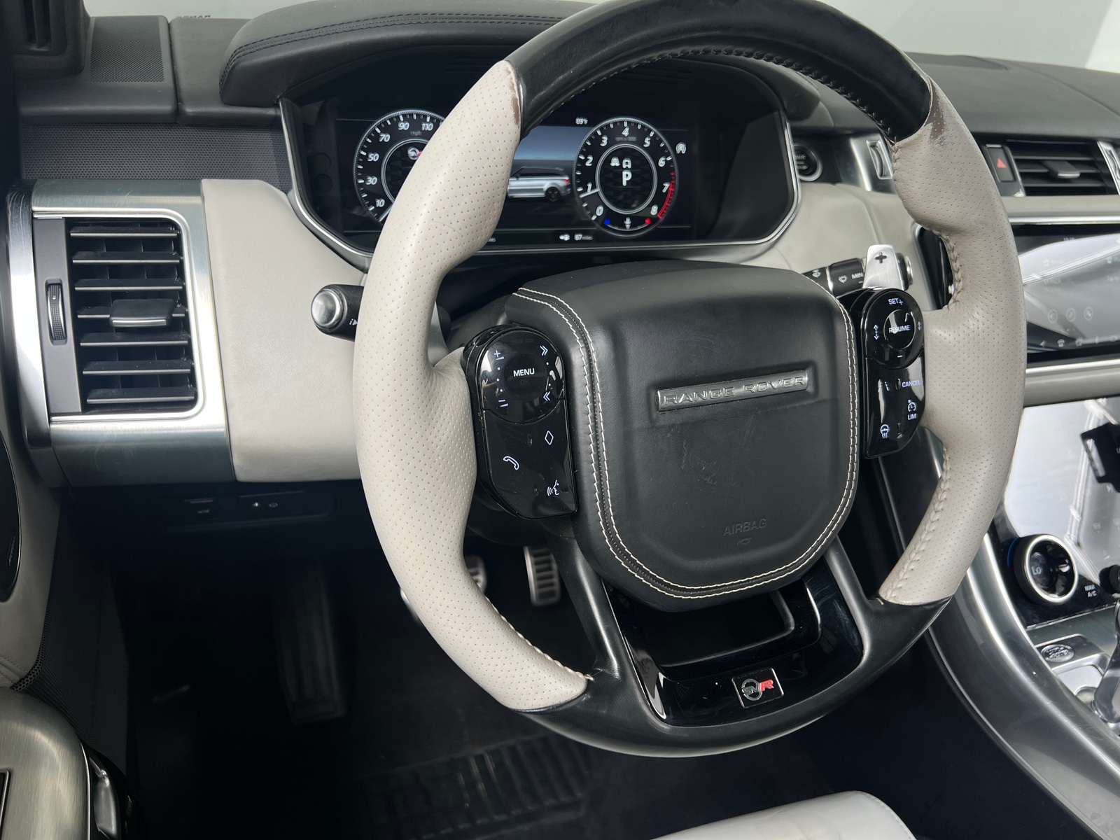 Thumbnail: 2019 Land Rover Range Rover Sport - 4