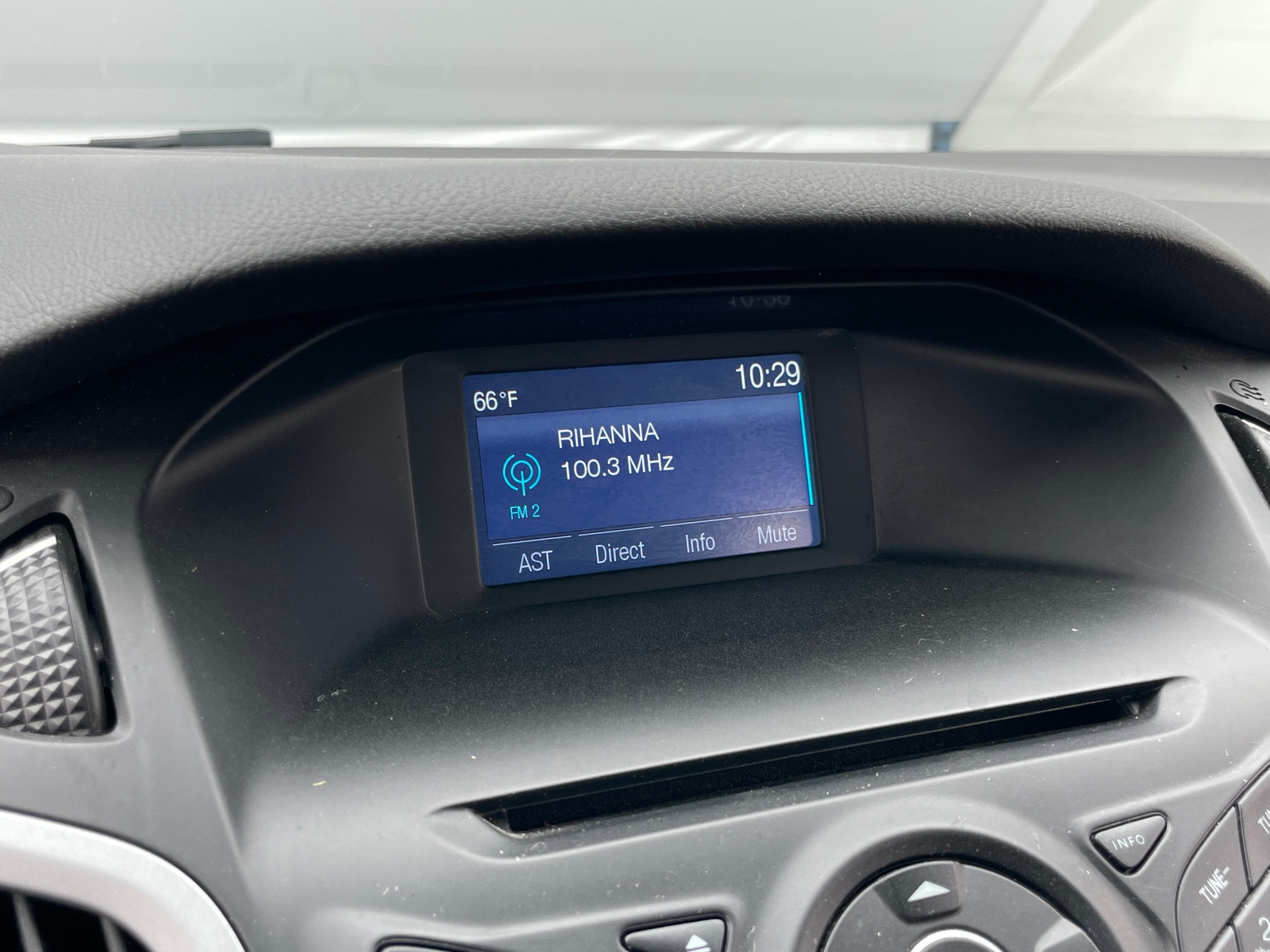 Thumbnail: 2014 Ford Focus - 4