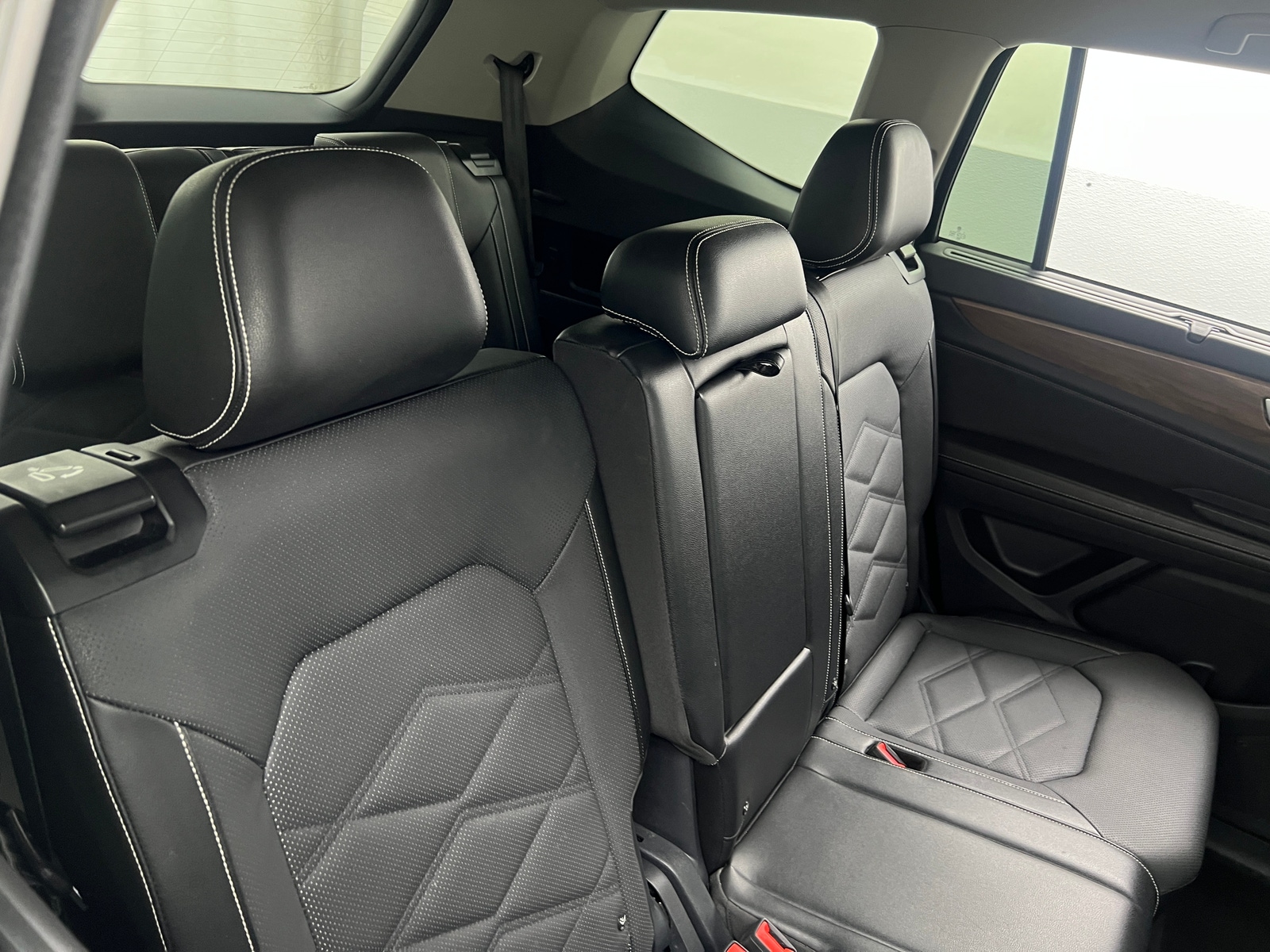 Thumbnail: 2024 Volkswagen Atlas - 5
