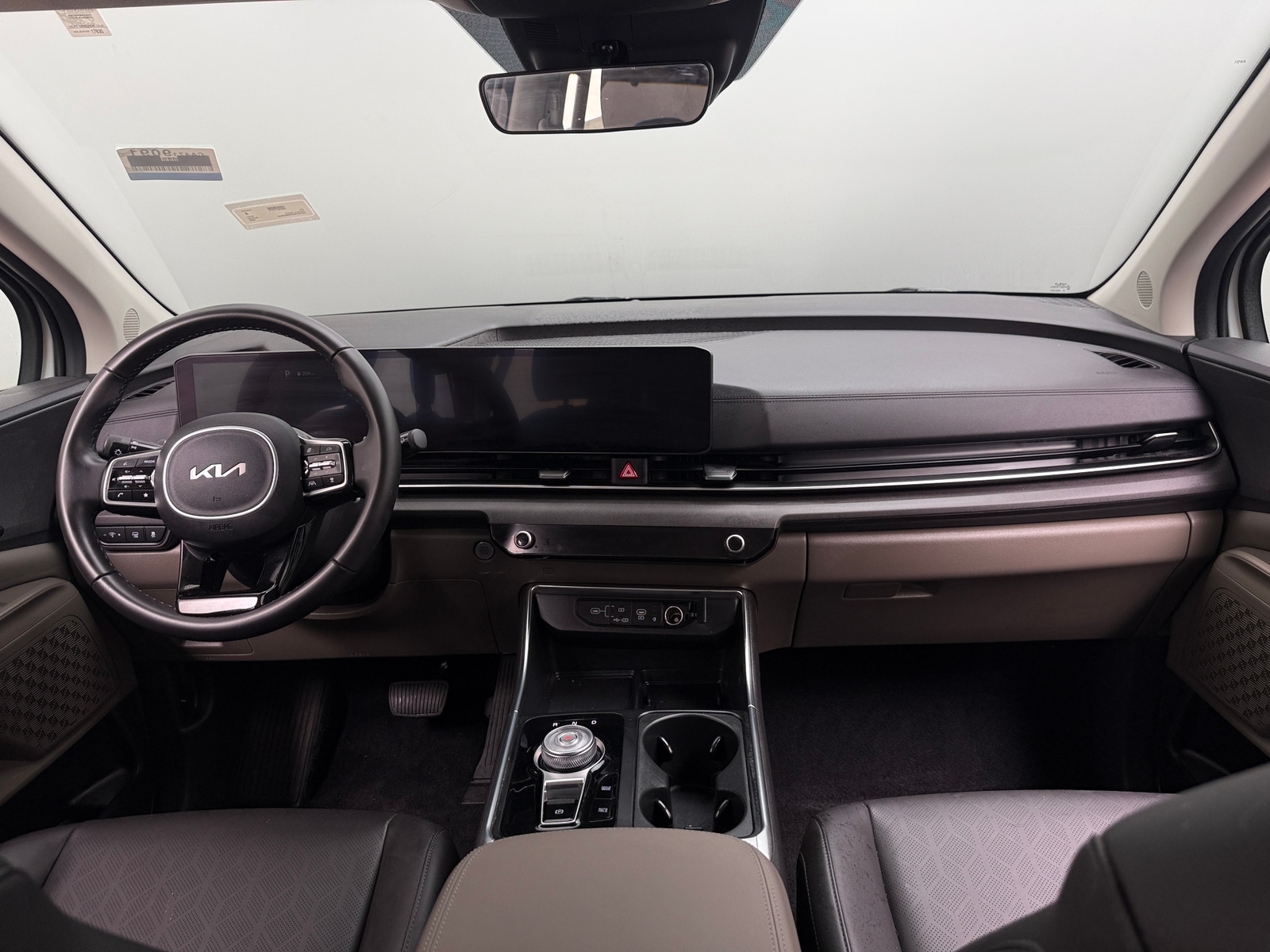 Thumbnail: 2025 Kia Carnival - 2