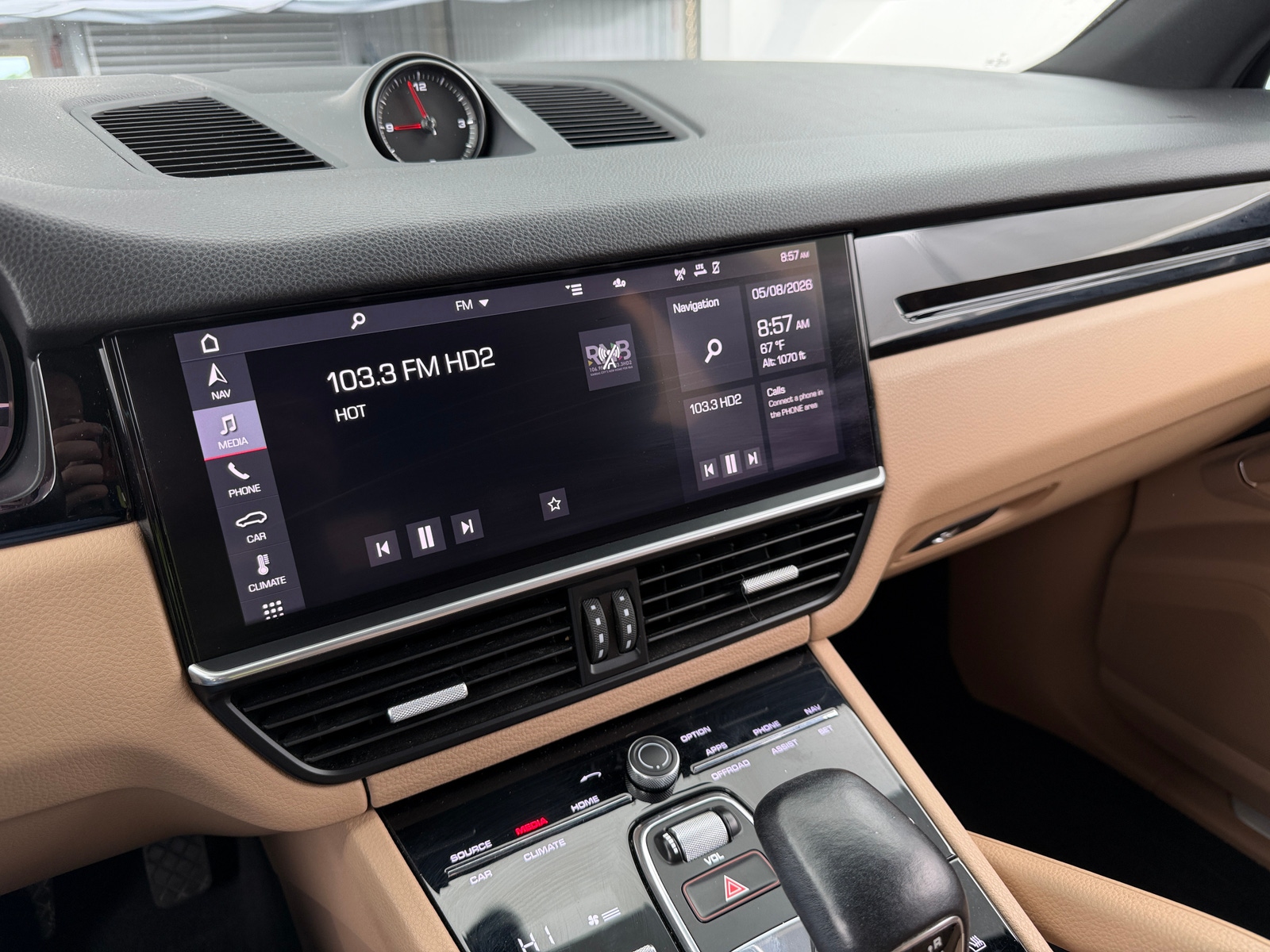 Thumbnail: 2020 Porsche Cayenne - 3