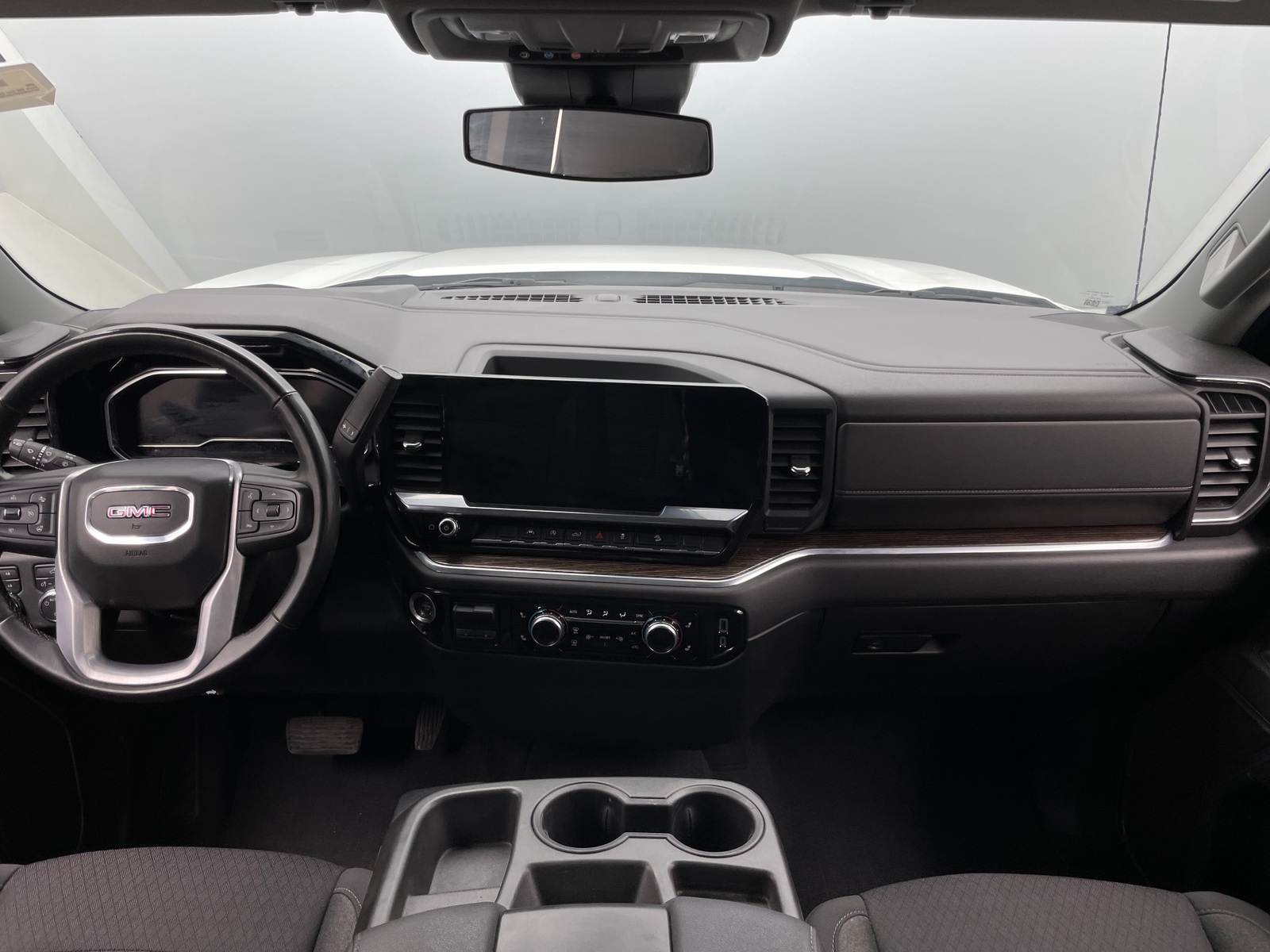 Thumbnail: 2023 GMC Sierra 1500 - 3