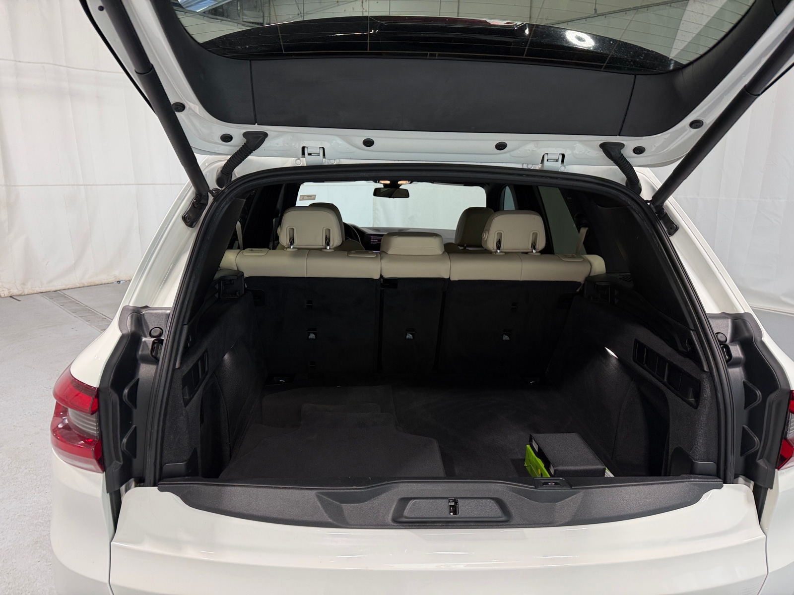 Thumbnail: 2020 BMW X5 - 6