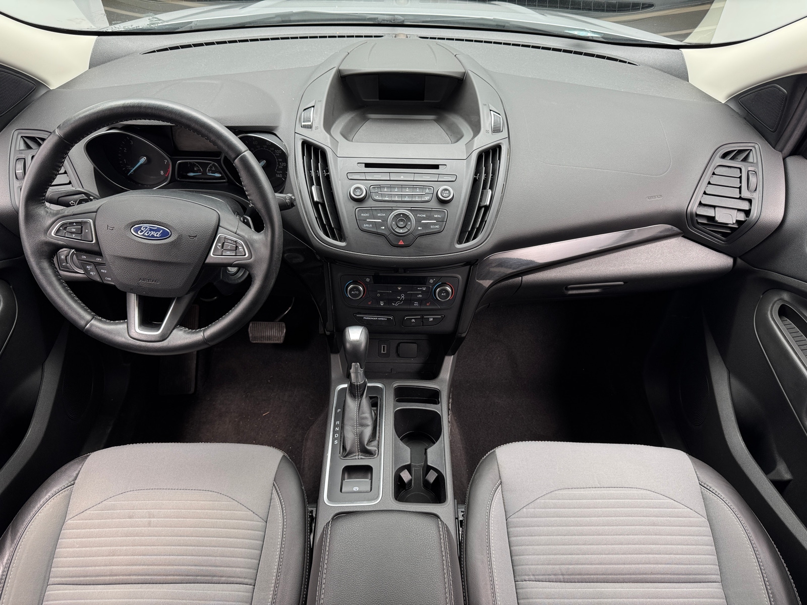 Thumbnail: 2017 Ford Escape - 3