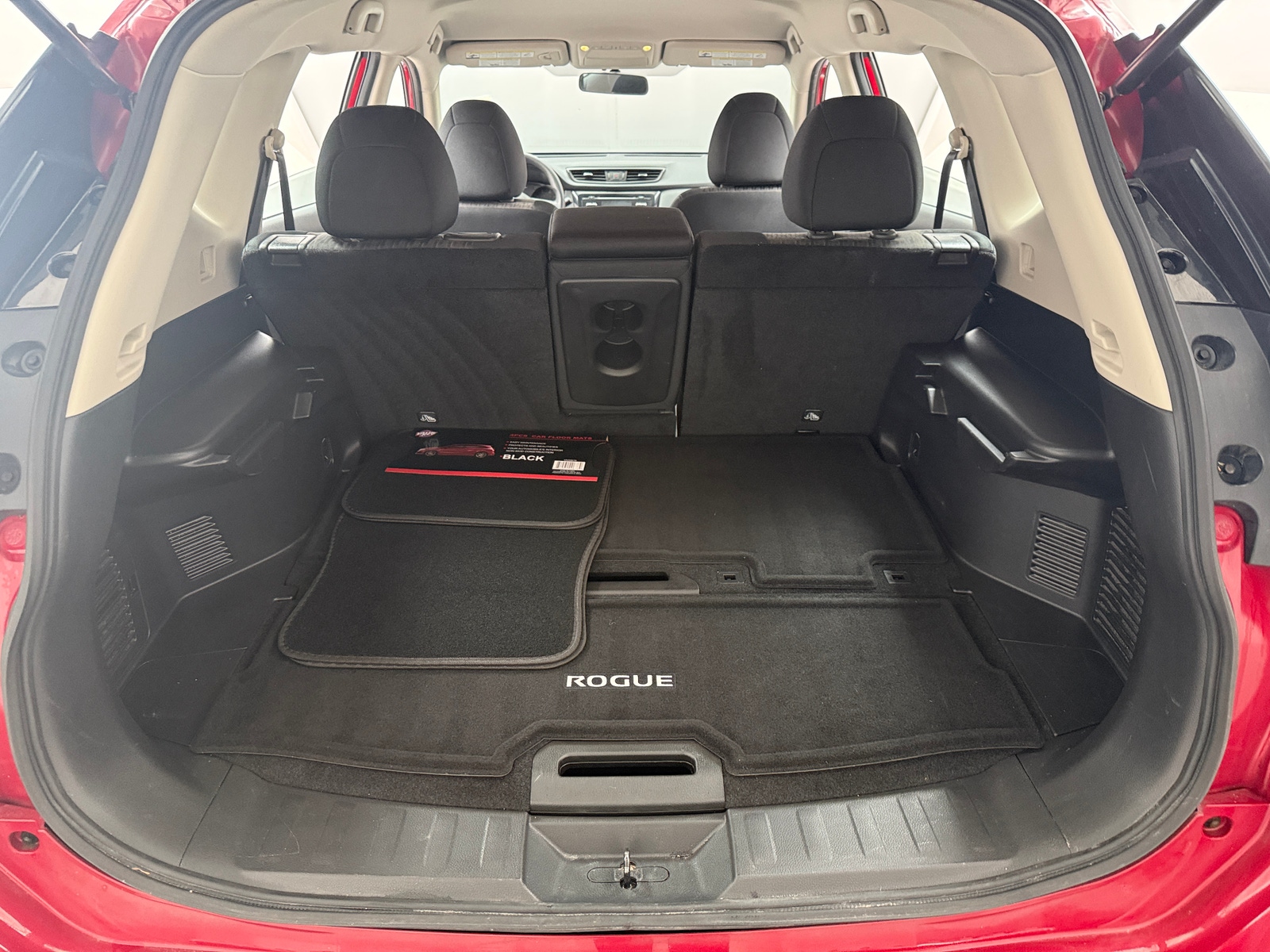 Thumbnail: 2017 Nissan Rogue - 7