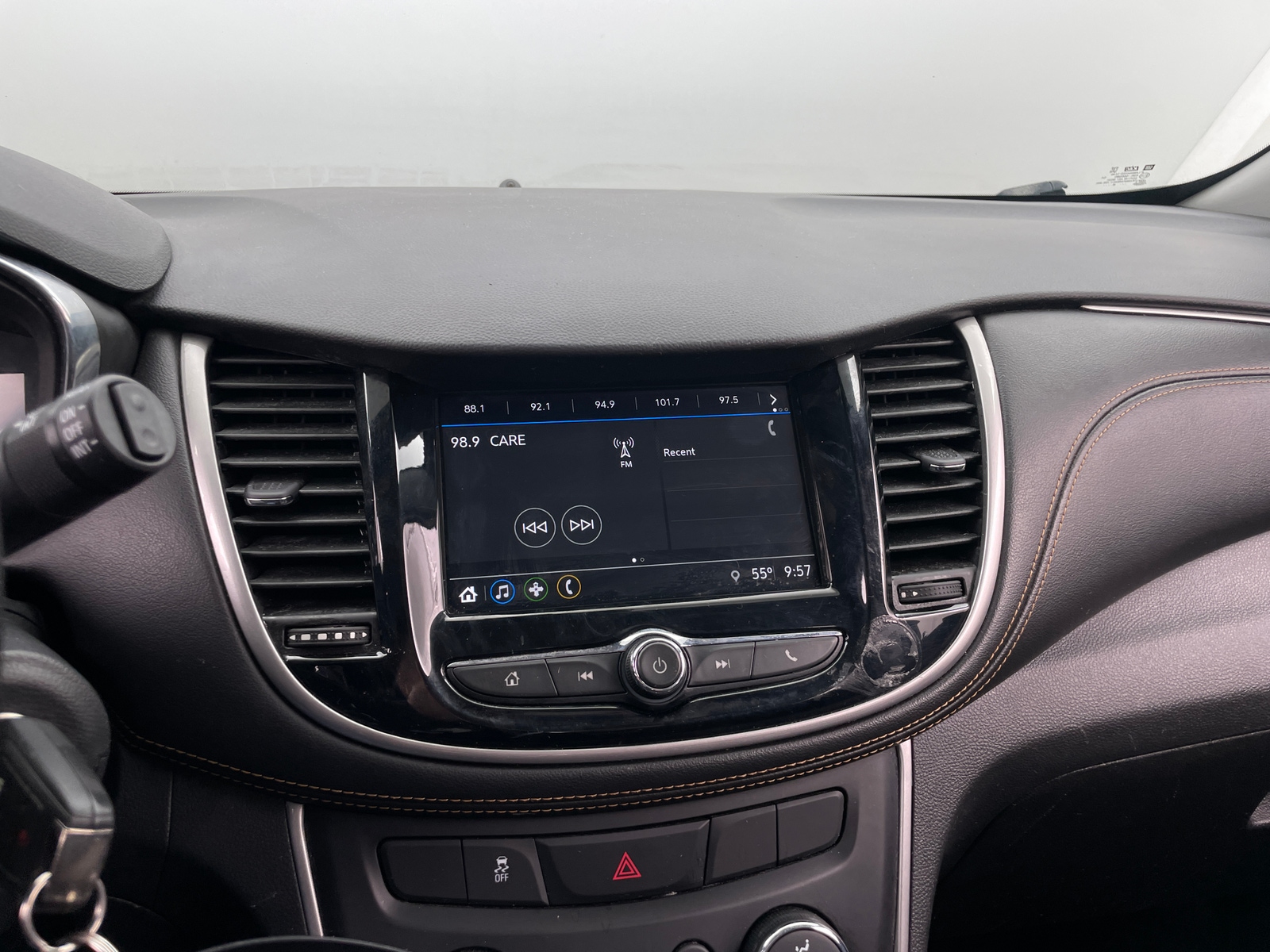 Thumbnail: 2018 Chevrolet Trax - 4