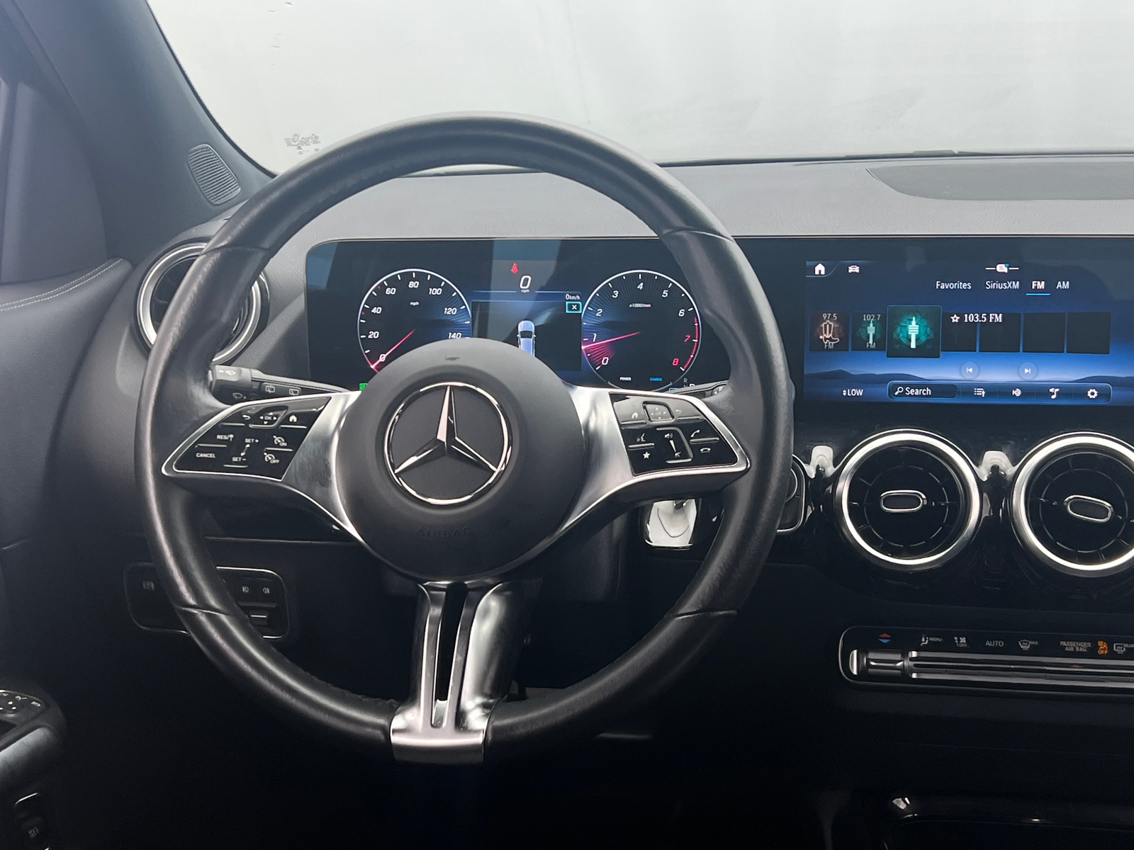 Thumbnail: 2025 Mercedes-Benz GLA - 4