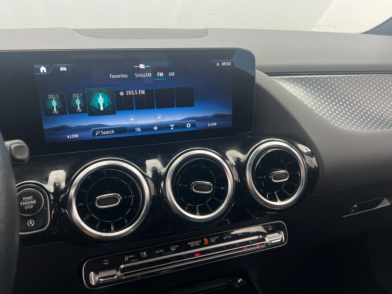 Thumbnail: 2025 Mercedes-Benz GLA - 3