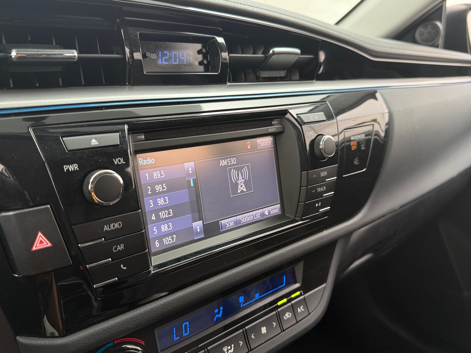 Thumbnail: 2016 Toyota Corolla - 4