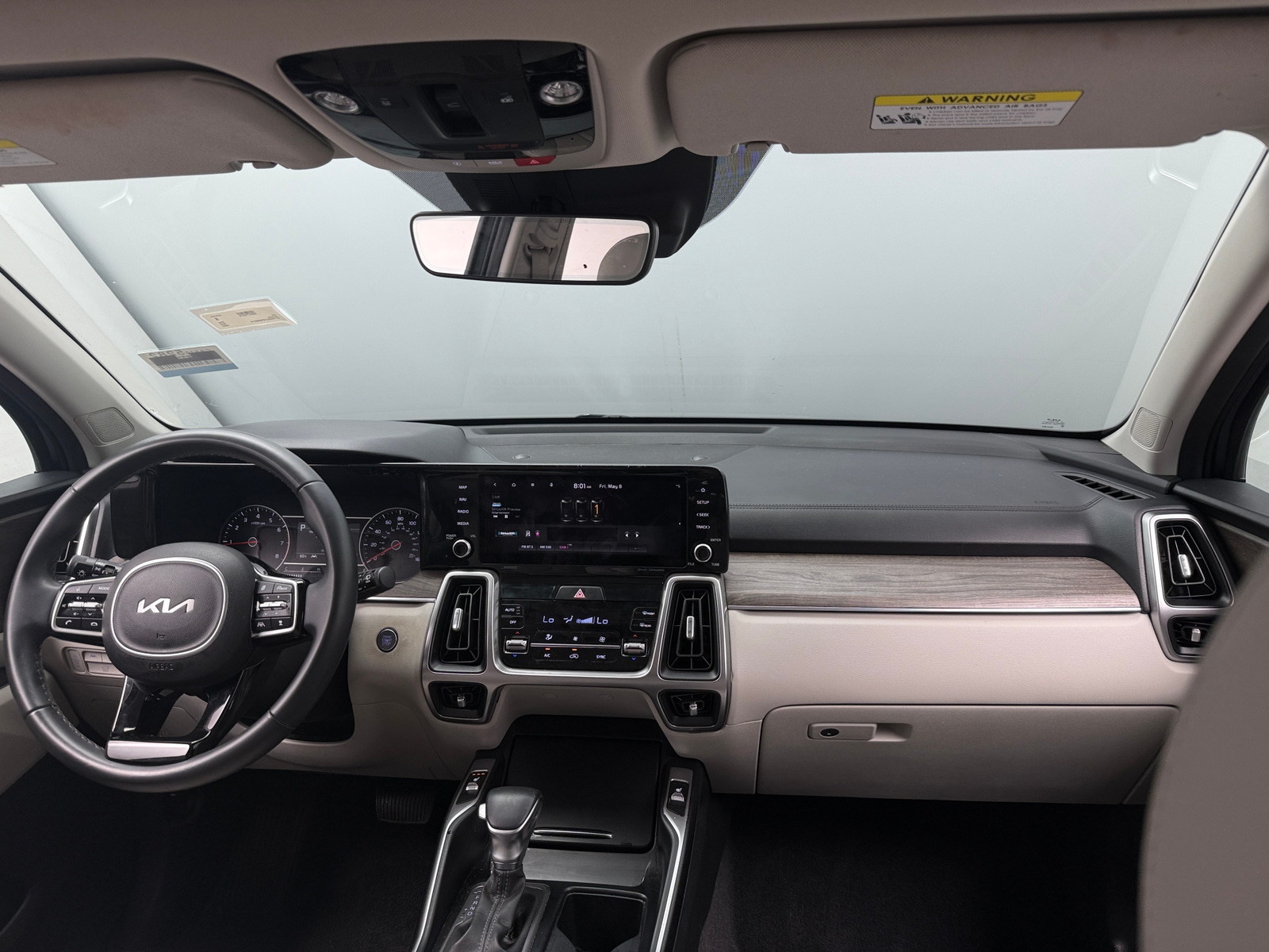 Thumbnail: 2023 Kia Sorento - 2