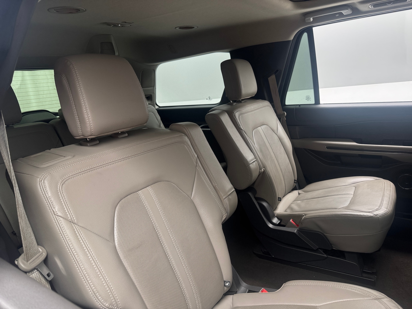 Thumbnail: 2021 Ford Expedition - 5